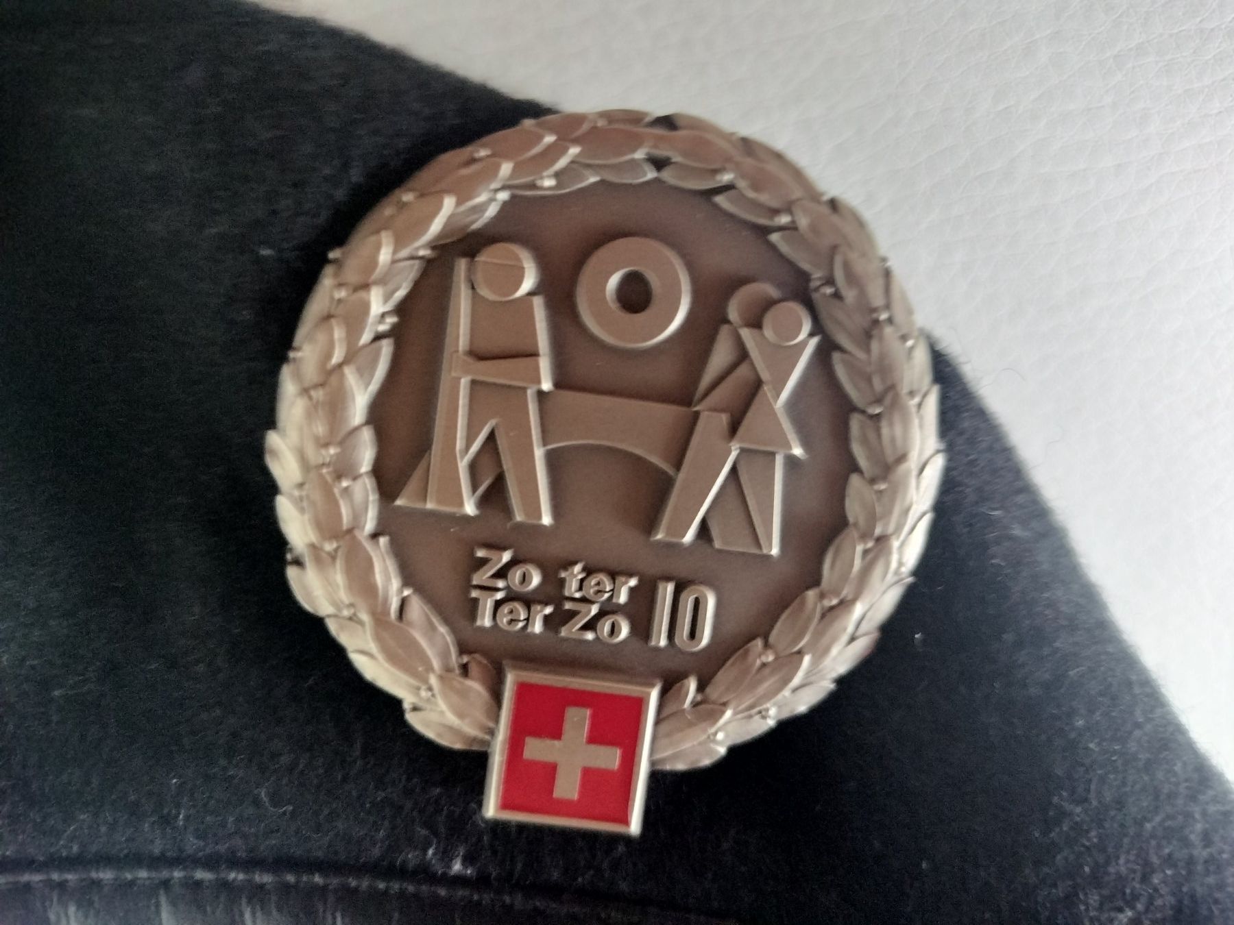 Schweizer Armee Uniformen: Schweizer Armee Militär Peret – Gebraucht aus Schwanden Sigrisw von cadieux71 1