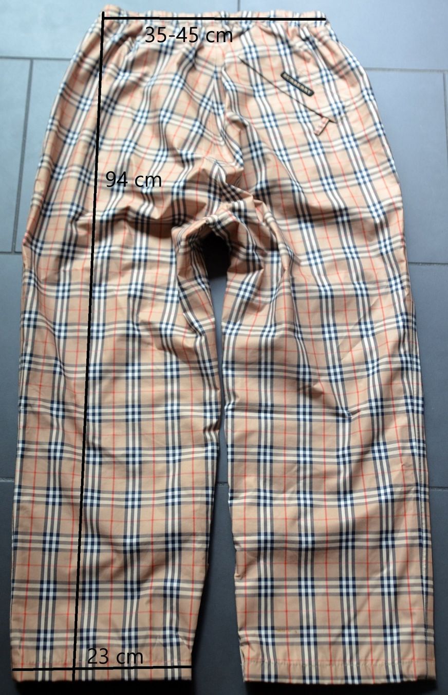 Burberry Pantaloni: Burberry Hose / pantalon 3/4 .S – Usato da Collonges venduto da arashee 9