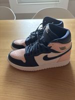 Nike Air Jordan 1 Retro High OG Atmosphere Bubble Gum