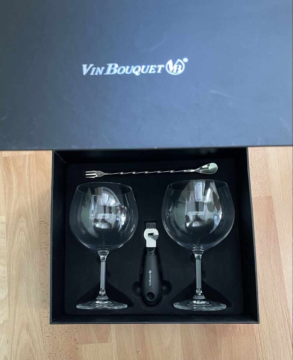 Bicchieri: Gin-Gläser Geschenkset – Nuovo e nell'imballaggio originale da Ettiswil venduto da suesueheck