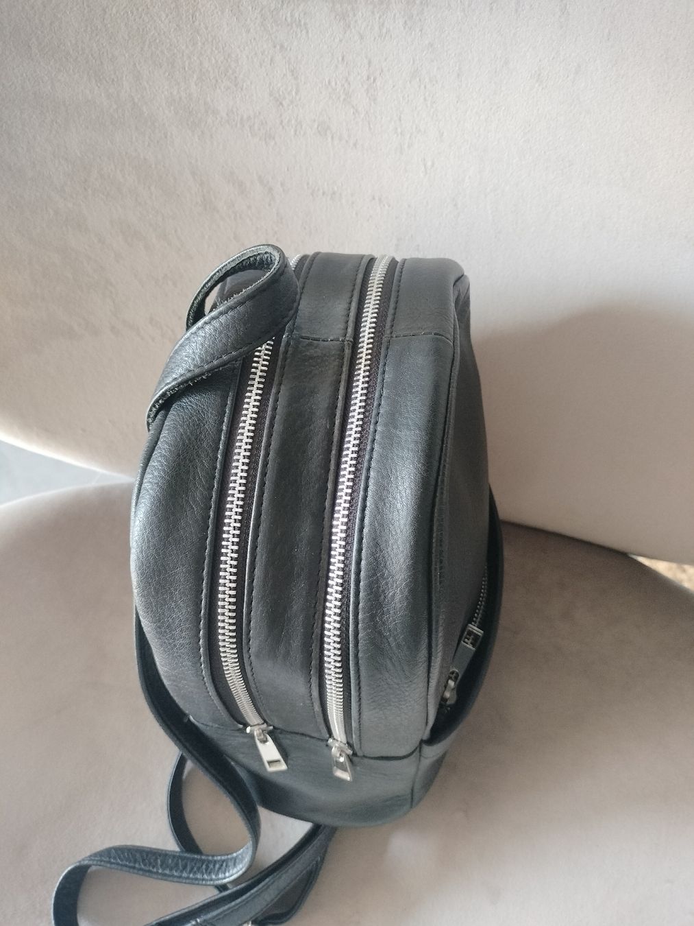 Zaini: Sac à dos cuir noir Still Nordic  – Usato da Massongex venduto da Amel16 3