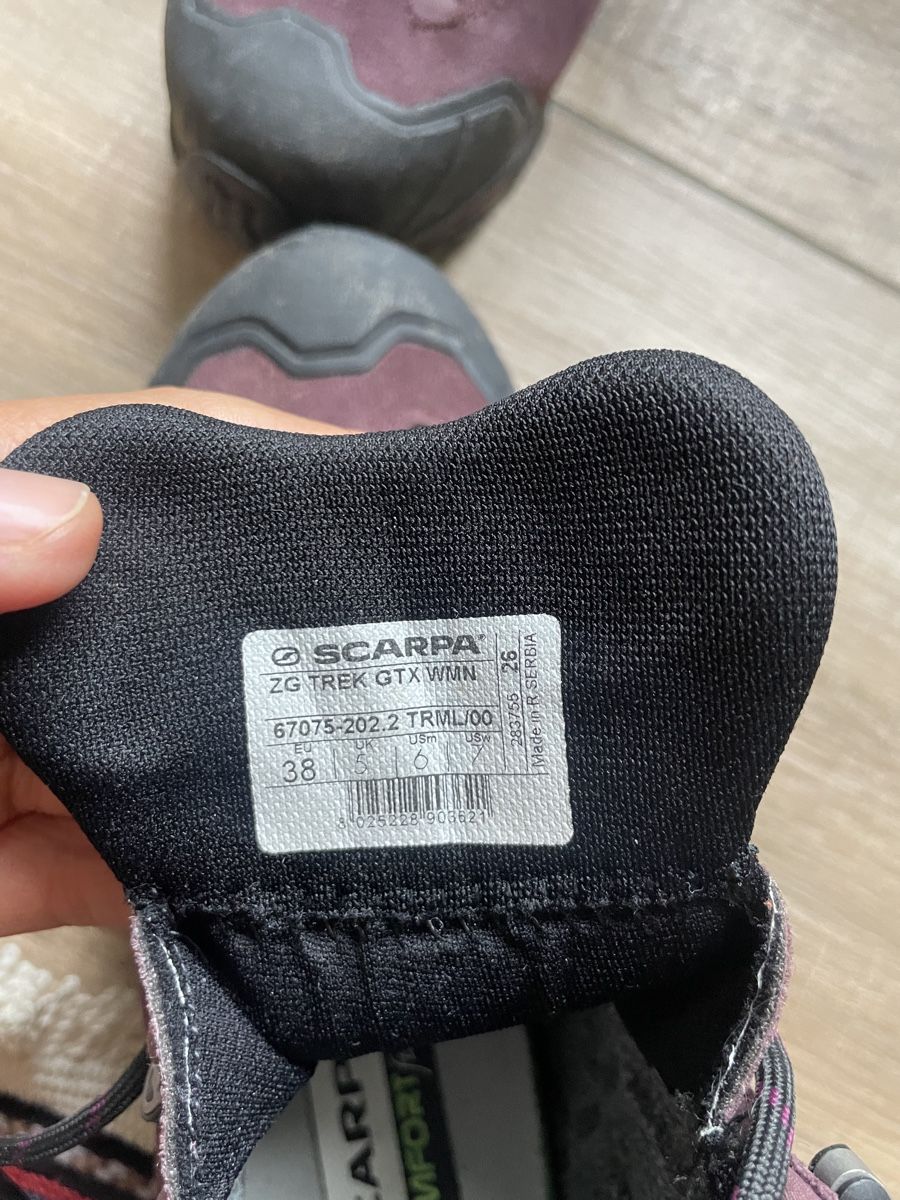 Scarpa Scarpe da donna: Chaussures de marche – Usato da Neuchâtel venduto da Camille_j 1
