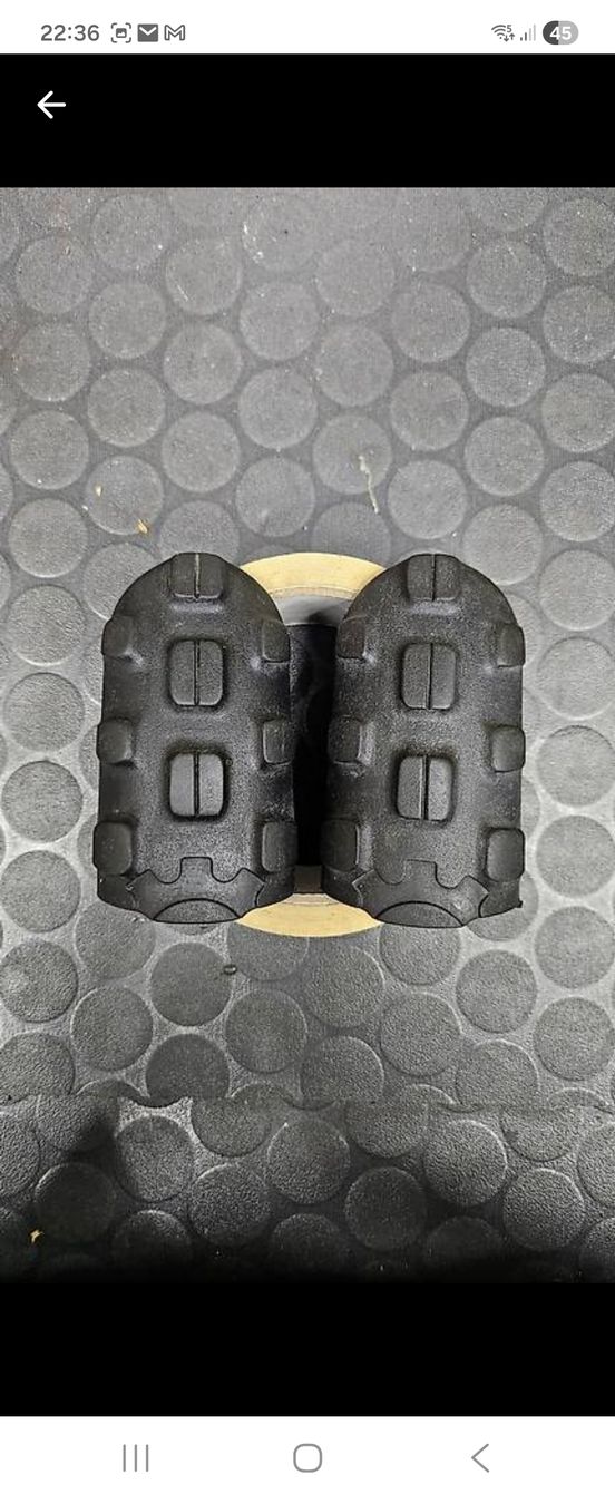 Husqvarna Tutti i ricambio per moto: pedane Husqvarna  sm 610 – Usato da Quartino venduto da ruf_w862 1