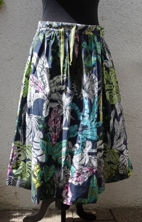 Lieblingsstück Rock Midirock Gr 38 blau Blumen Monstera