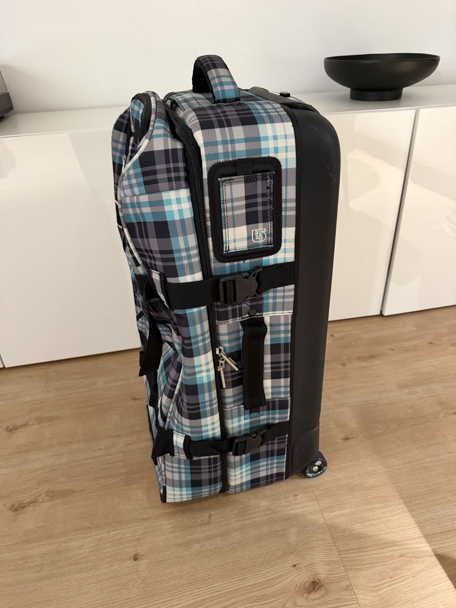 Valises & Sacs: Burton Rolling Suitcase – Neuf (Voir description) à Muttenz par c.car 2