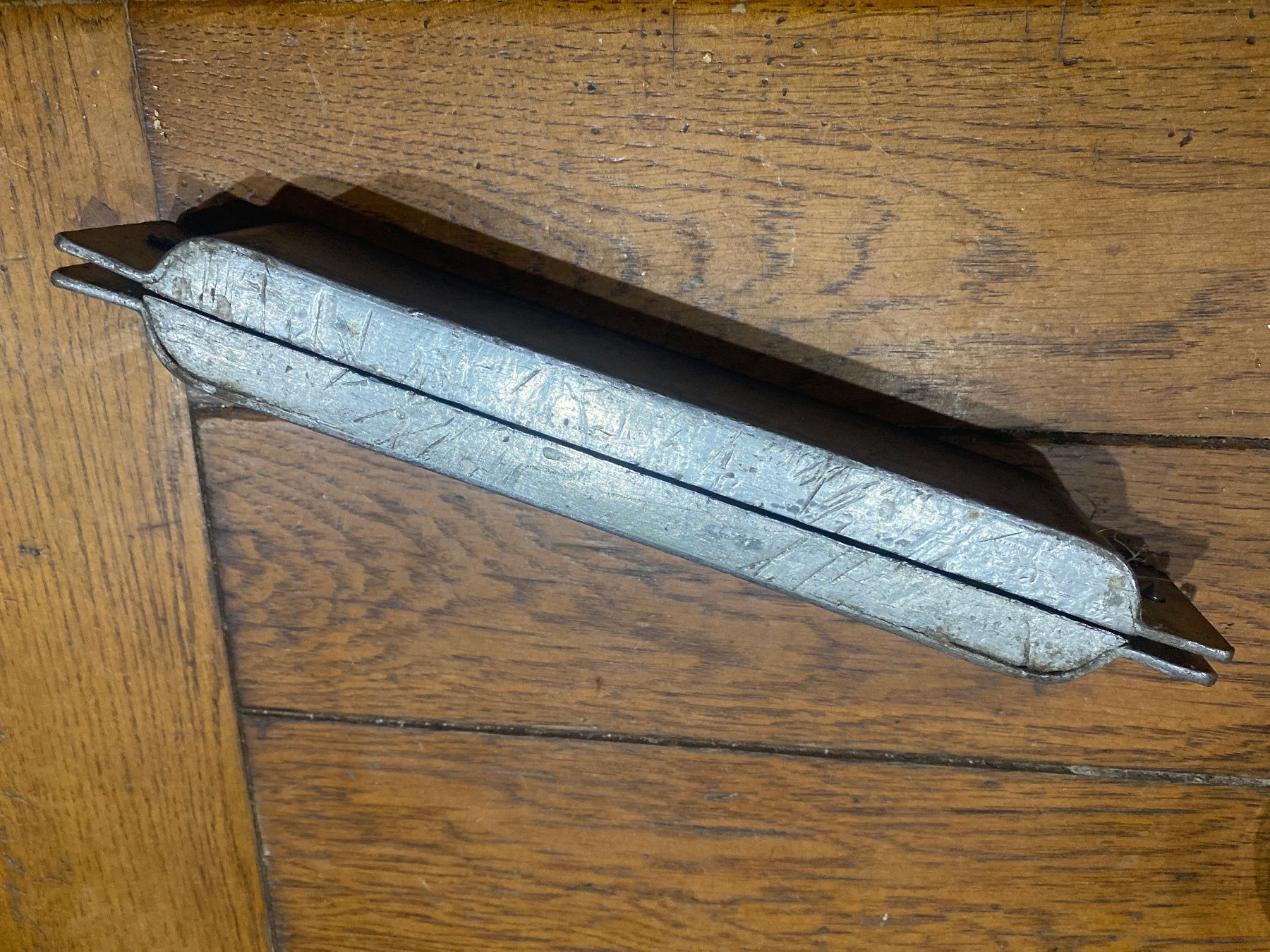 Teglie da forno: Moule chocolat 8x œuf 3cm – Usato da Lajoux JU venduto da Briard0 5