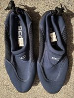 Geschlossene Badeschuhe Grösse 36