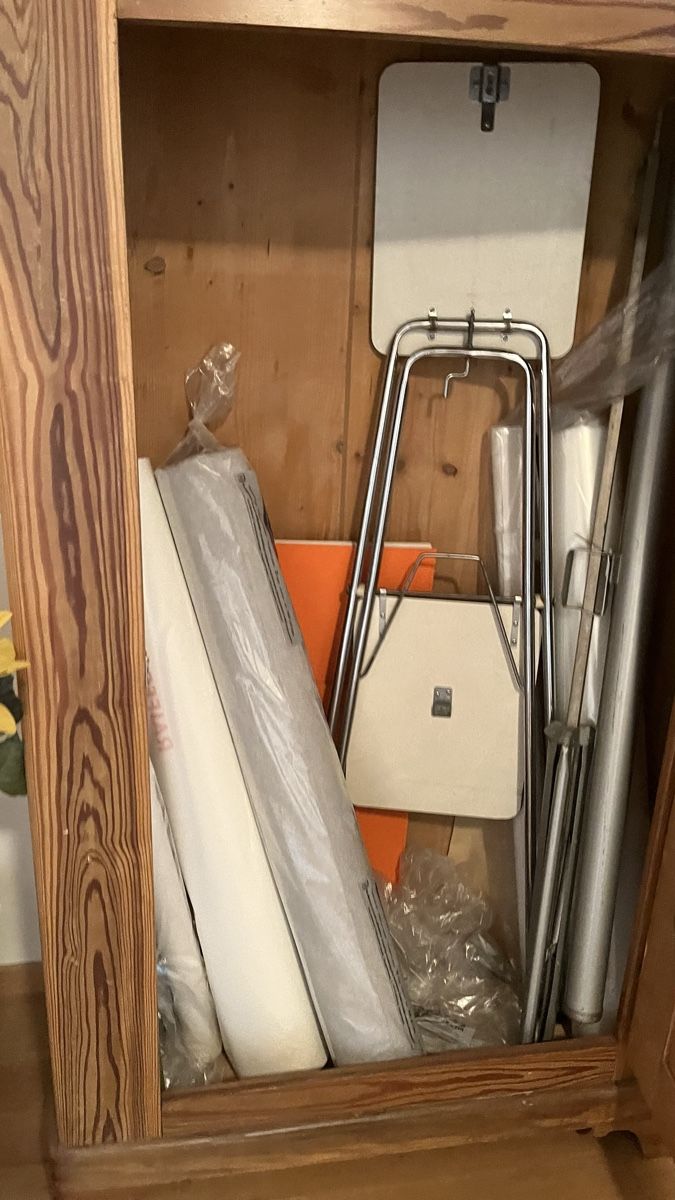 Armadi: Holzschrank ohne Tablar – Usato da Appenzell venduto da nana33 1