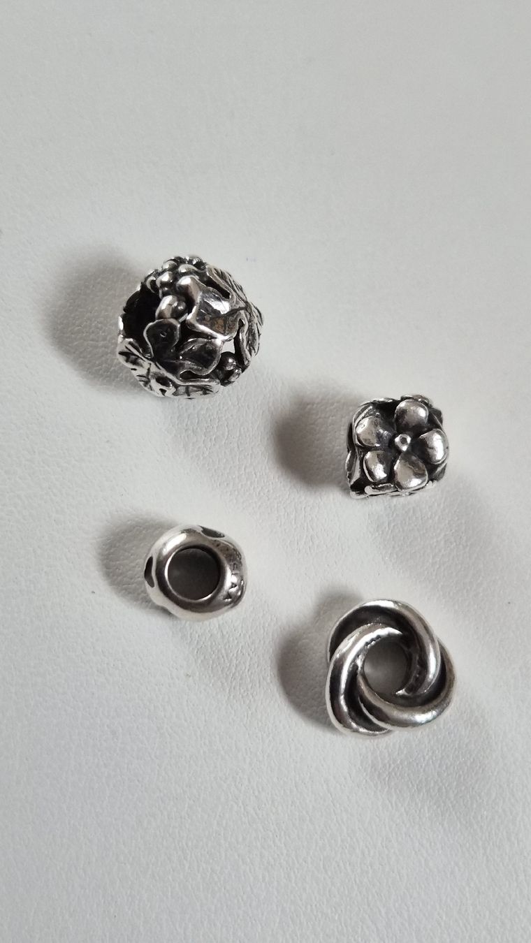 Ciondoli: 4 Charms TROLLBEADS neu – Nuovo (secondo la descrizione) da Eggersriet venduto da illy76 3