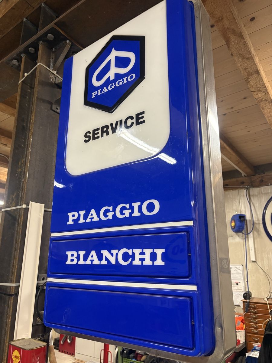 Lampade: Leuchtreklame Vespa Piaggio 70er Oldtimer  – Usato da Bassersdorf venduto da Zorromobi0