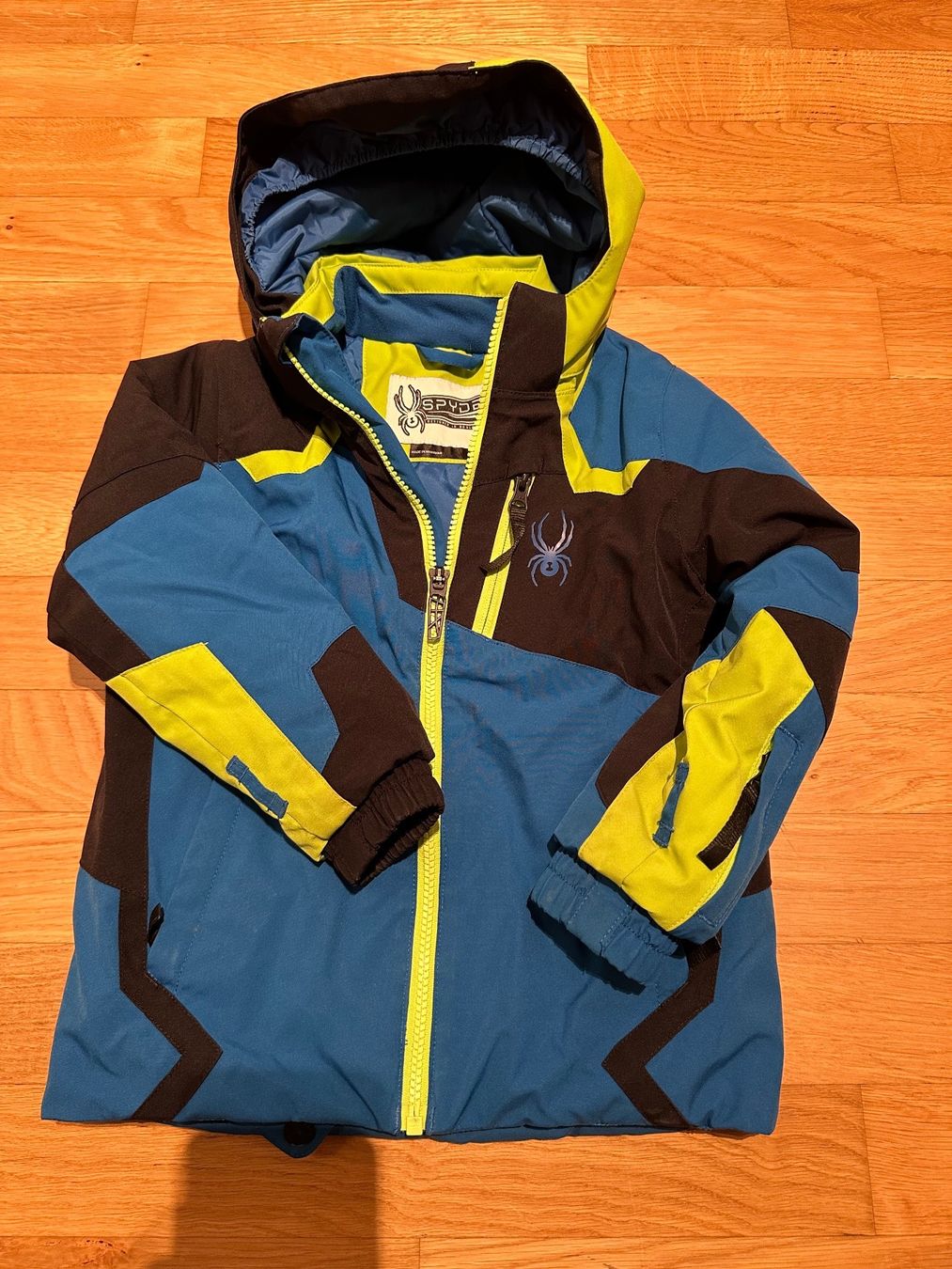 Skis: SPYDER SKI Jacket Size 4 Black,asNew – Neu (gemäss Beschreibung) aus Montagnola von eva_gm6j