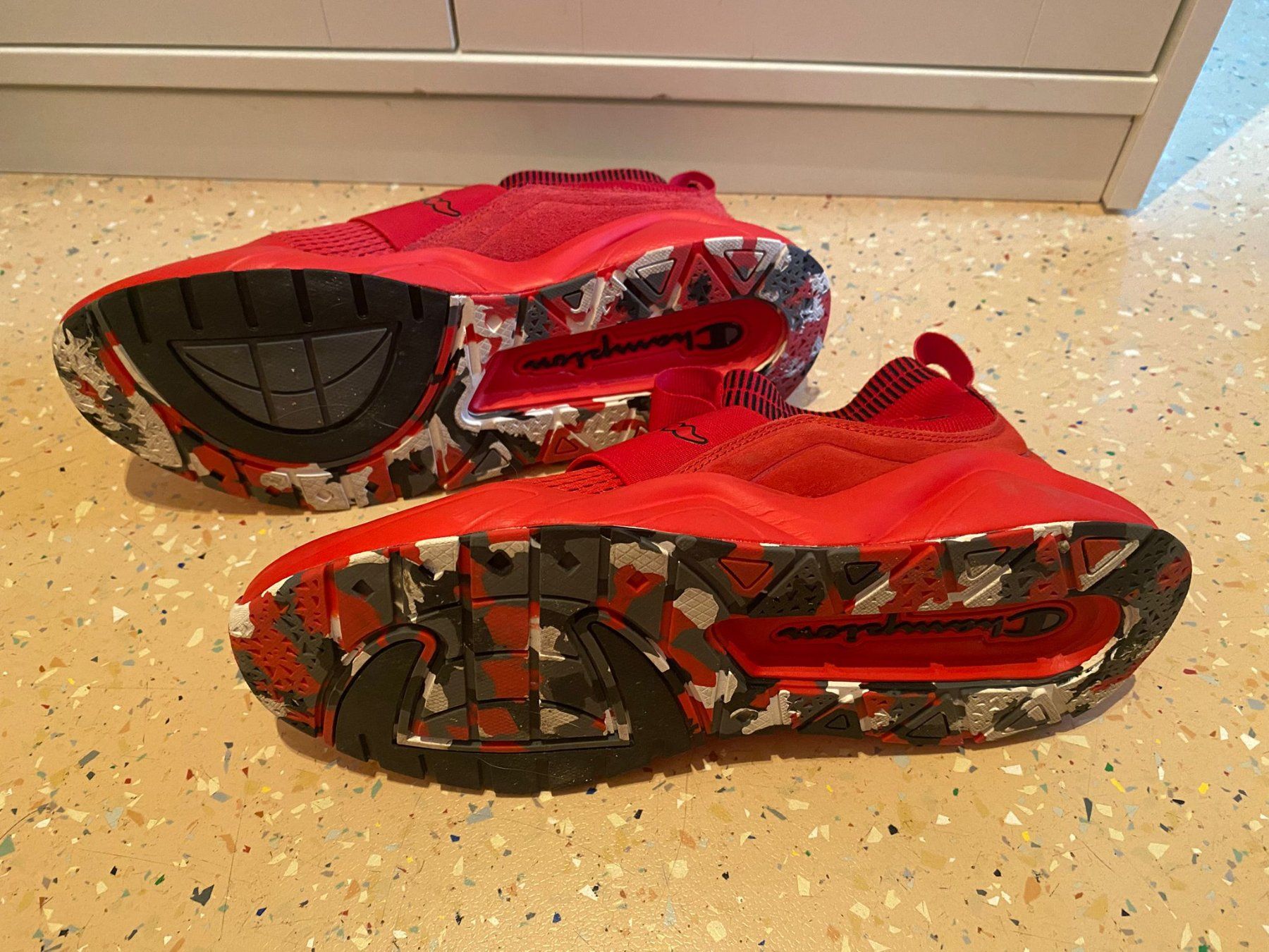 Champion Scarpe da uomo: Champion Rally Pro, Grösse 40.5 – Nuovo (secondo la descrizione) da Zürich venduto da drummergirl98 2