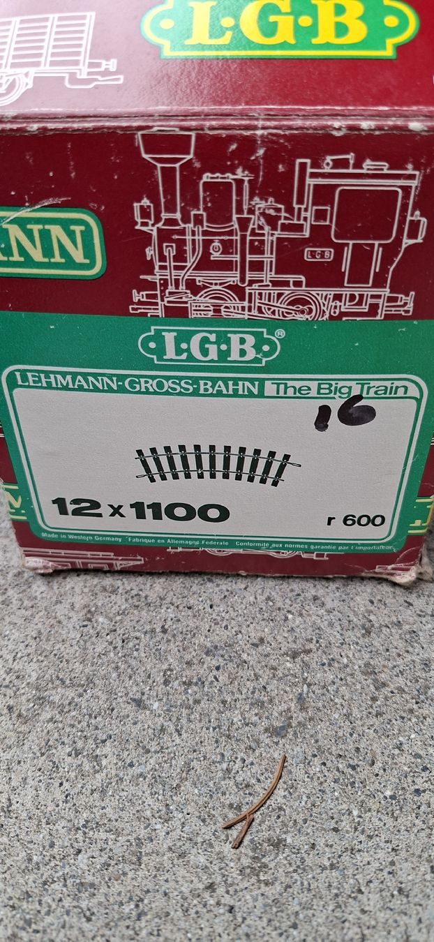 LGB Modellini di ferrovie: LGB Gleis 12 x 1100 R1 – Usato da Münsingen venduto da wd65 1