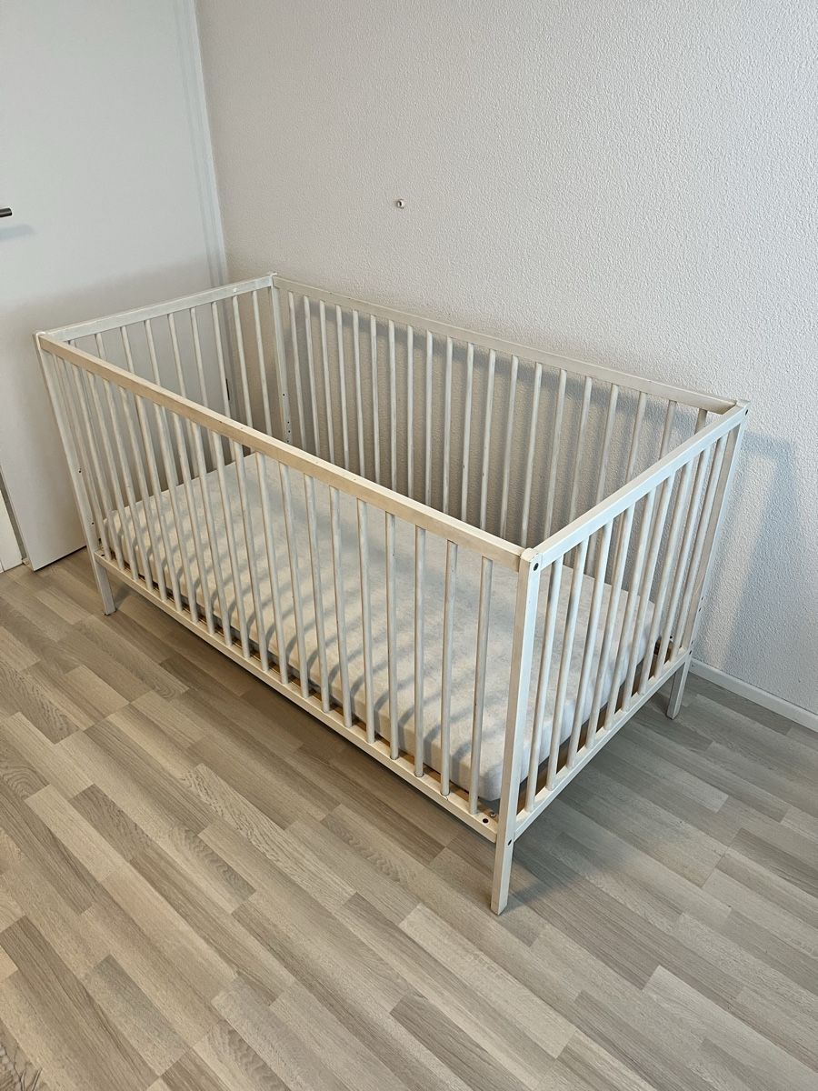 Letti: Babybett Höhenverstellbar – Usato da Obfelden venduto da laurio