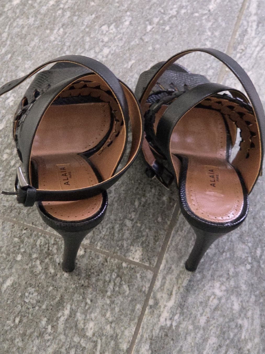 Scarpe da donna: Alaia Schuhe GR 37 mit Karton – Usato da Luzern venduto da annabelle25 6