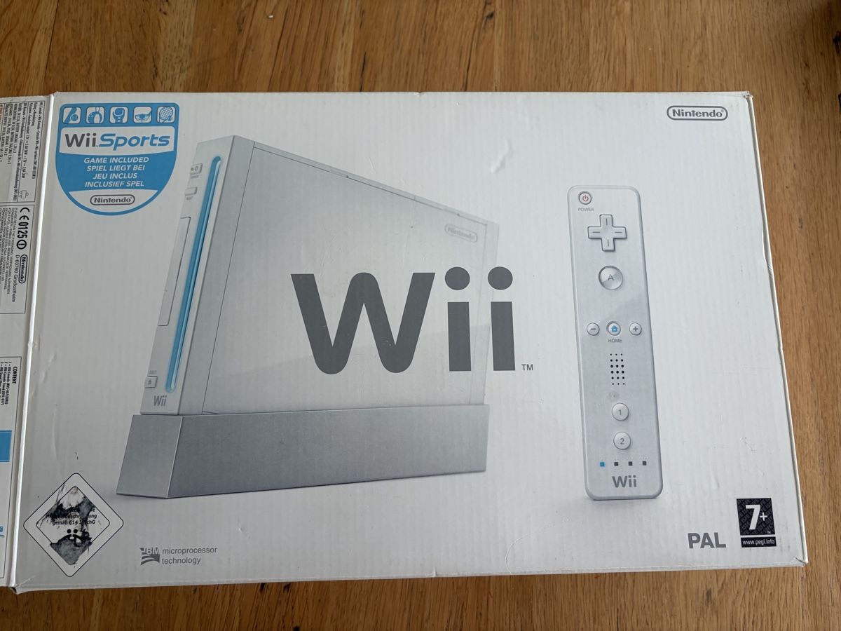 Nintendo Console: Console Wii avec 3 jeux  – Usato da Echallens venduto da JAR69