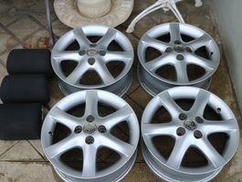 TOYOTA COROLLA KOMBI  ALUFELGEN  & KOPFSTÜTZEN