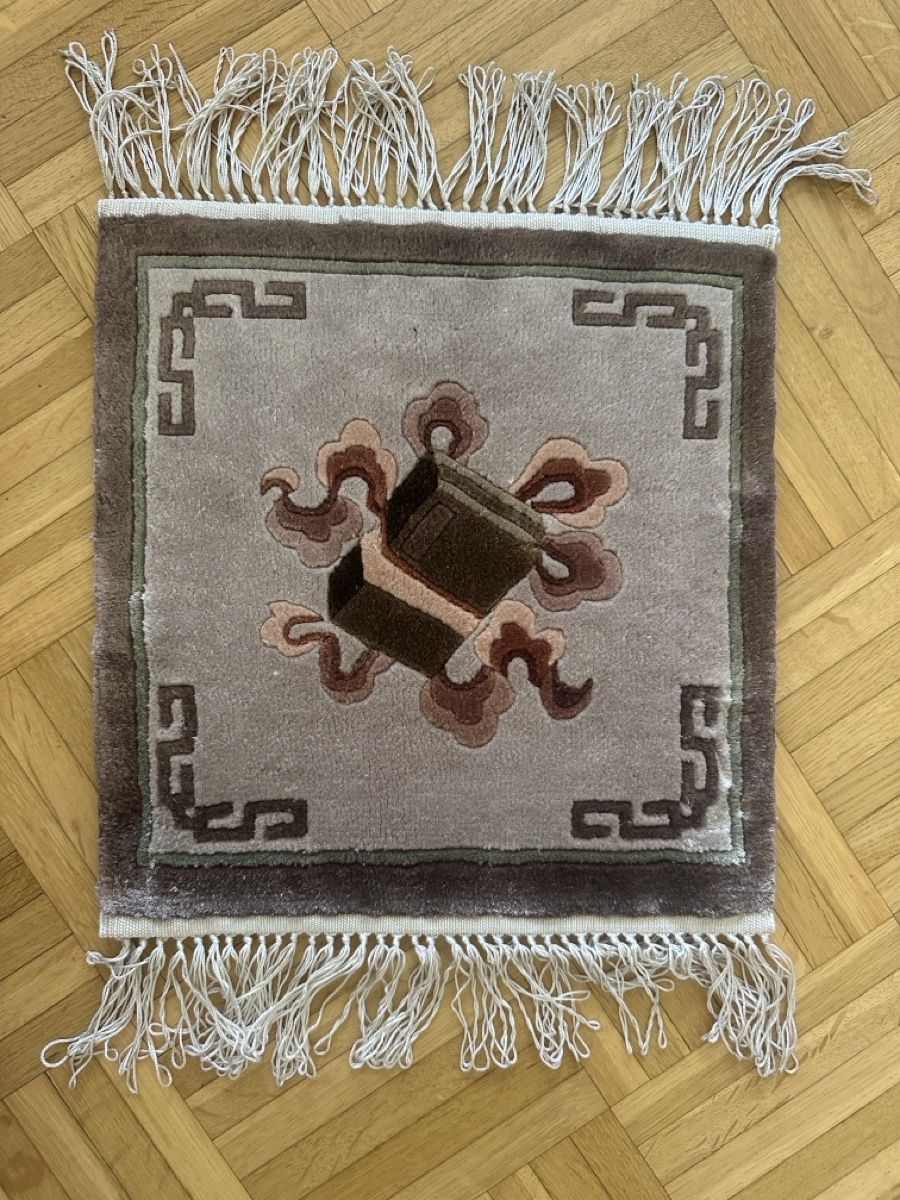 Tutte le decorazioni: Small decorative rug square pattern like new – Nuovo (secondo la descrizione) da Basel venduto da noe_q2r8