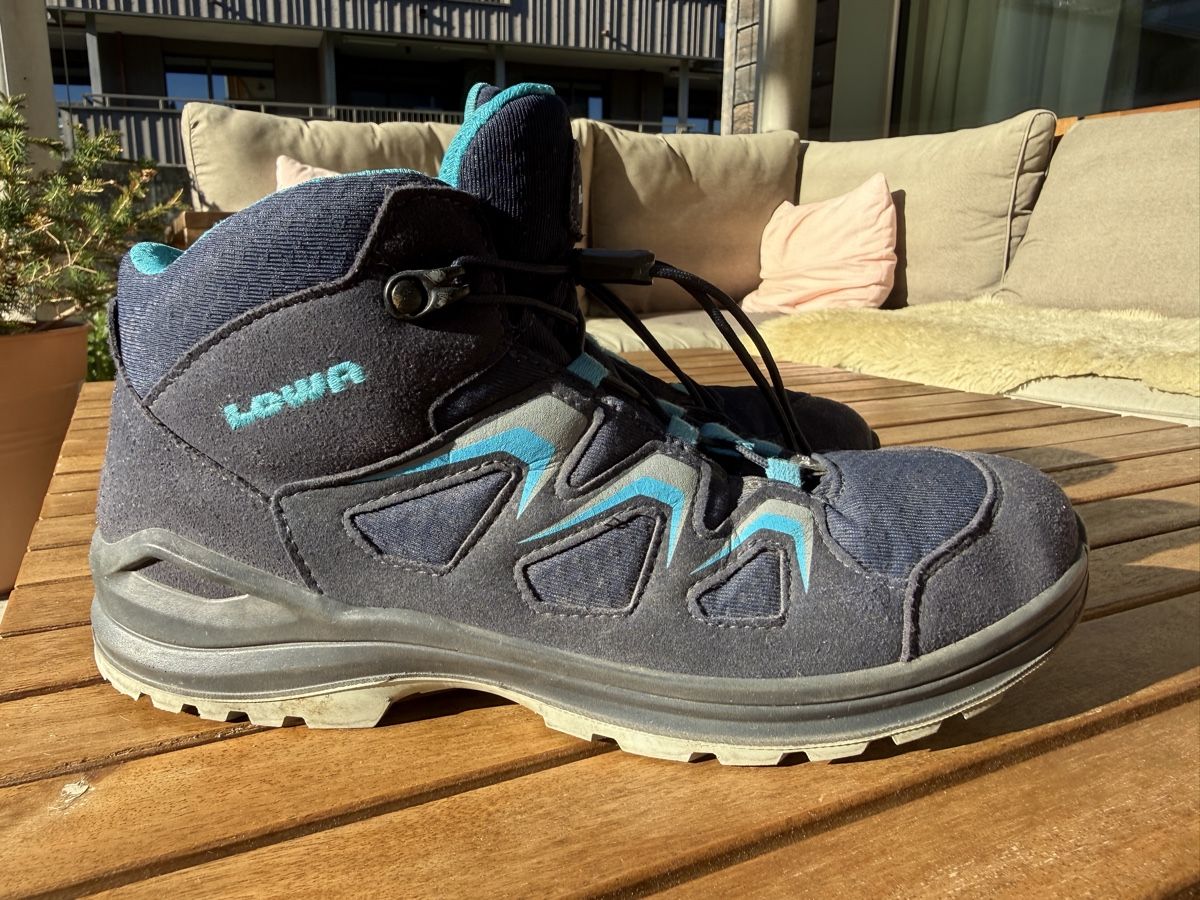 Lowa Chaussures hommes: Lowa Wanderschuhe Grösse 40 – D'occasion à Thalwil par val_bm5t 1