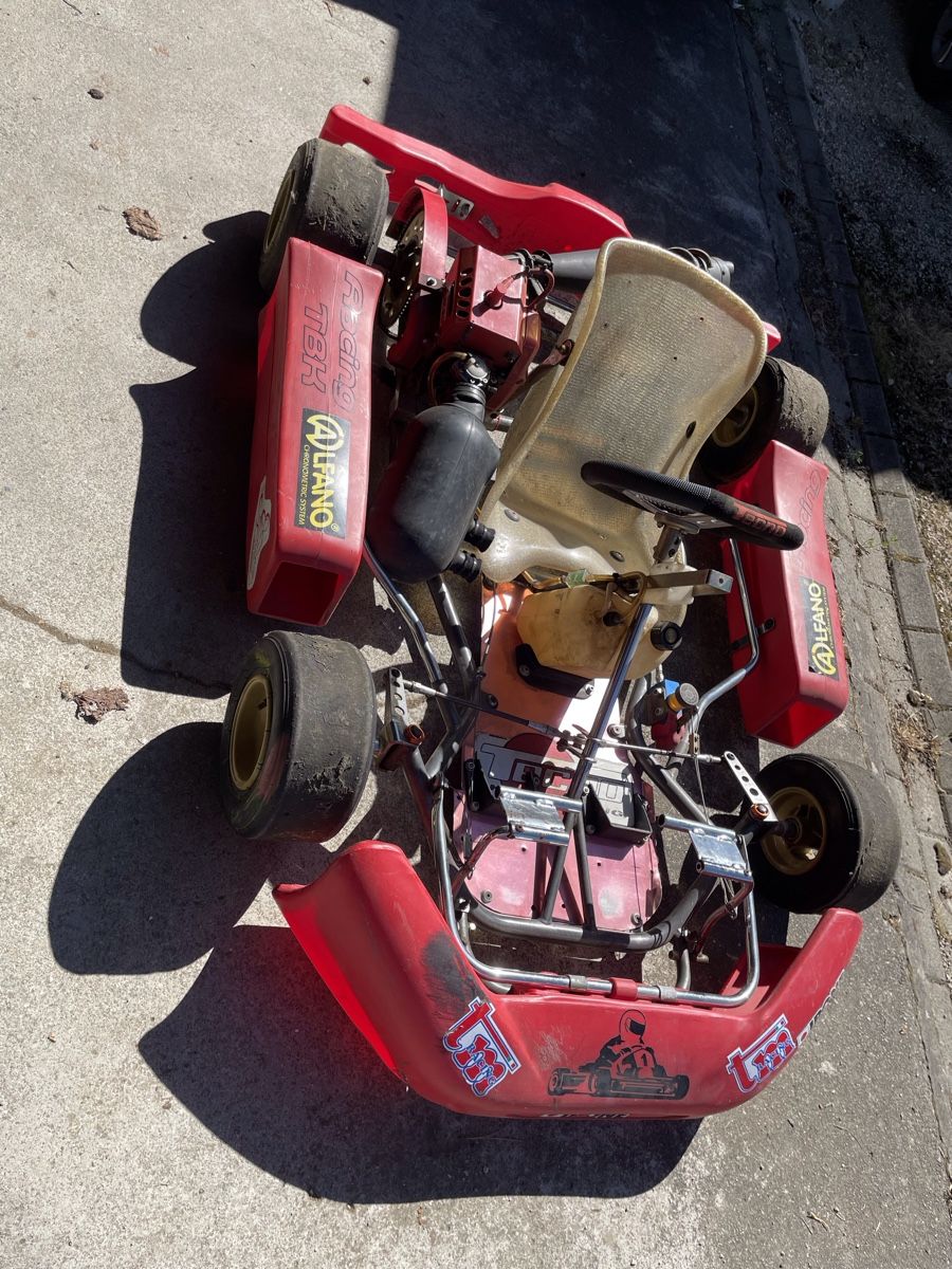 Go-Kart: Karting Tecnos pour enfant. – Usato da Chesalles sur Oron venduto da cajealti