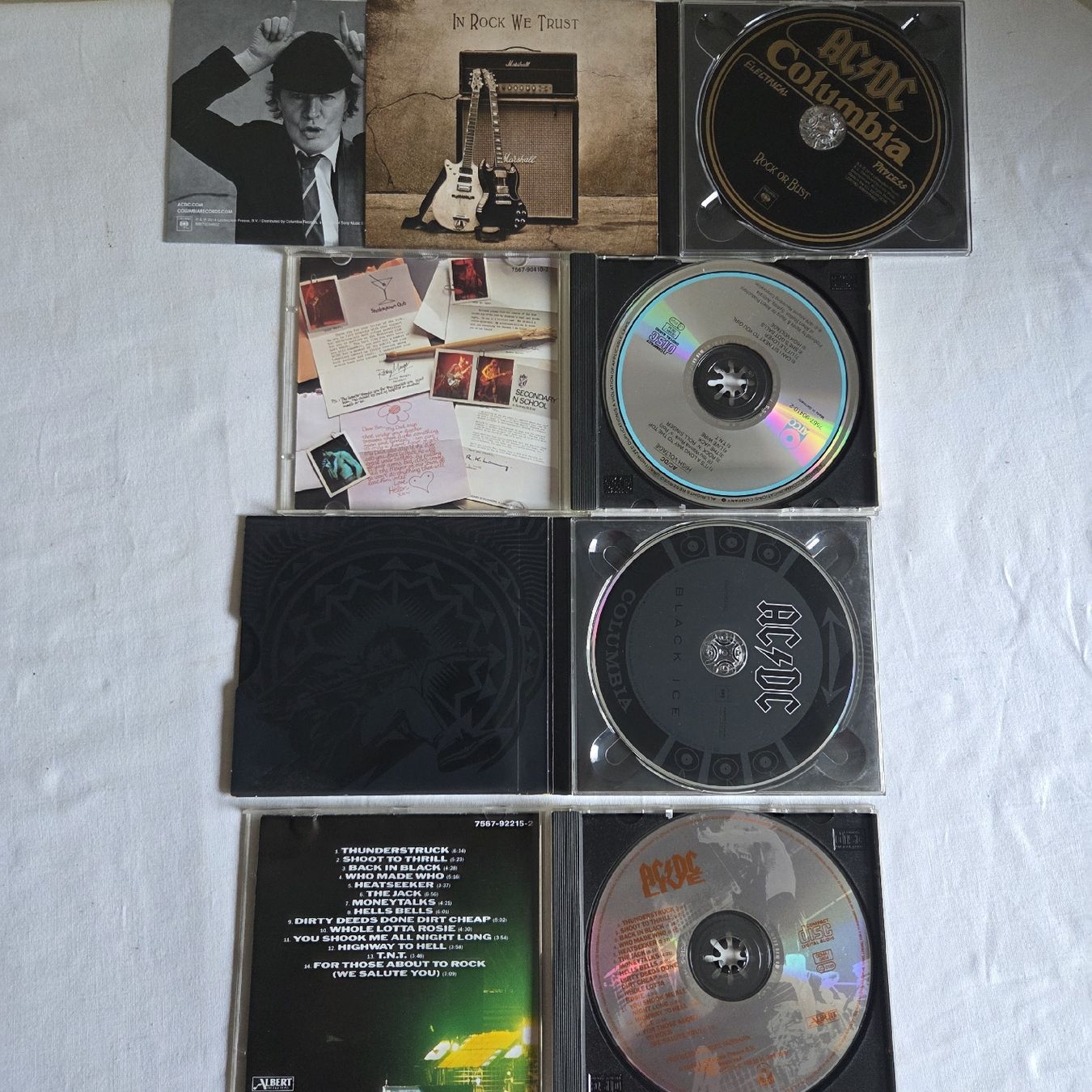 CD: AC/DC   CD Konvolut  – Usato da Stans venduto da Ducati16 3