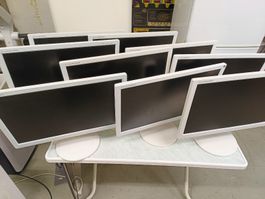 Monitors HDMI.  19 stück