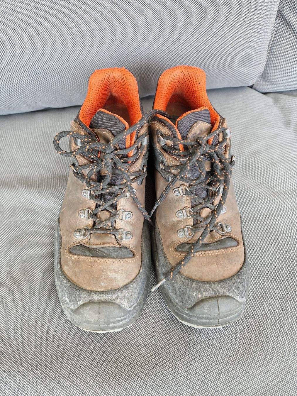 Scarpe da uomo: Arbeitsschuhe von Worker, Grösse 44 – Usato da Niederrohrdorf venduto da Miripfiri