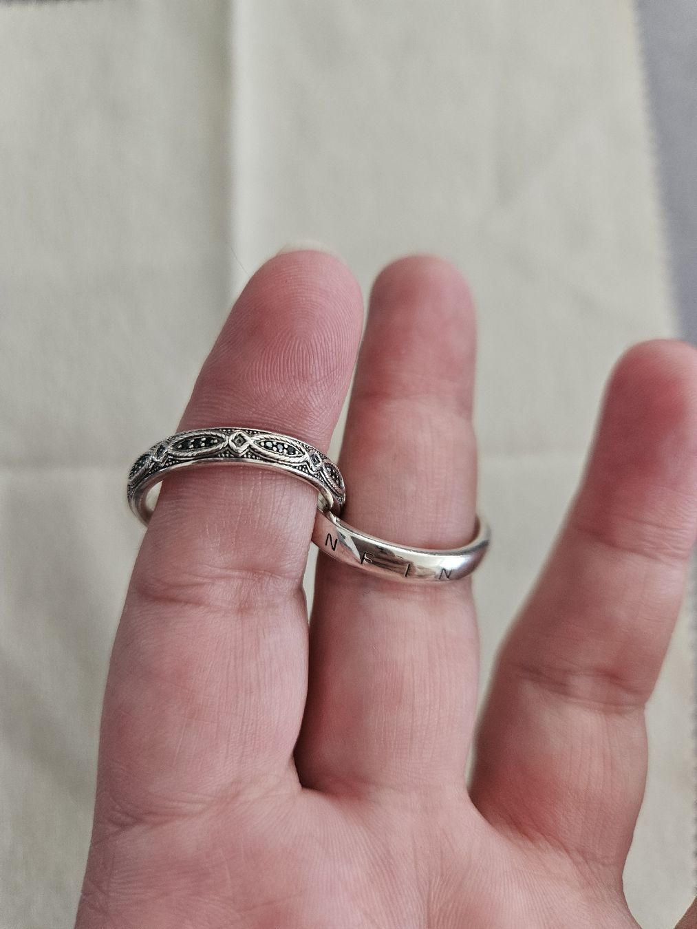 Thomas Sabo Bagues: Thomas Sabo Infinity Ring Silber 925 mit schwarzen Steinen – D'occasion à Bern par Sabulise 3