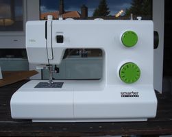 Nähmaschine smarter by PFAFF 140s, neu, mit Gratis-Versand.