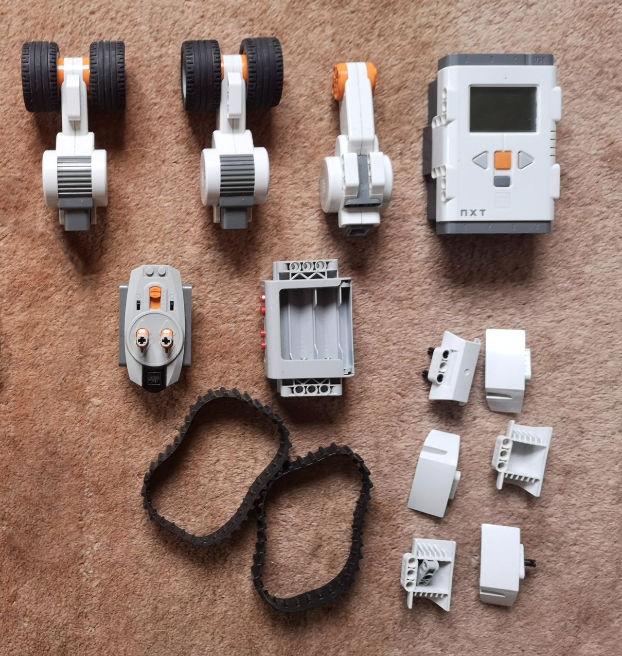 Lego Kit di costruzioni: LEGO Mindstorms NXT 2.0 (8547) – Usato da Chur venduto da Bellissimi
