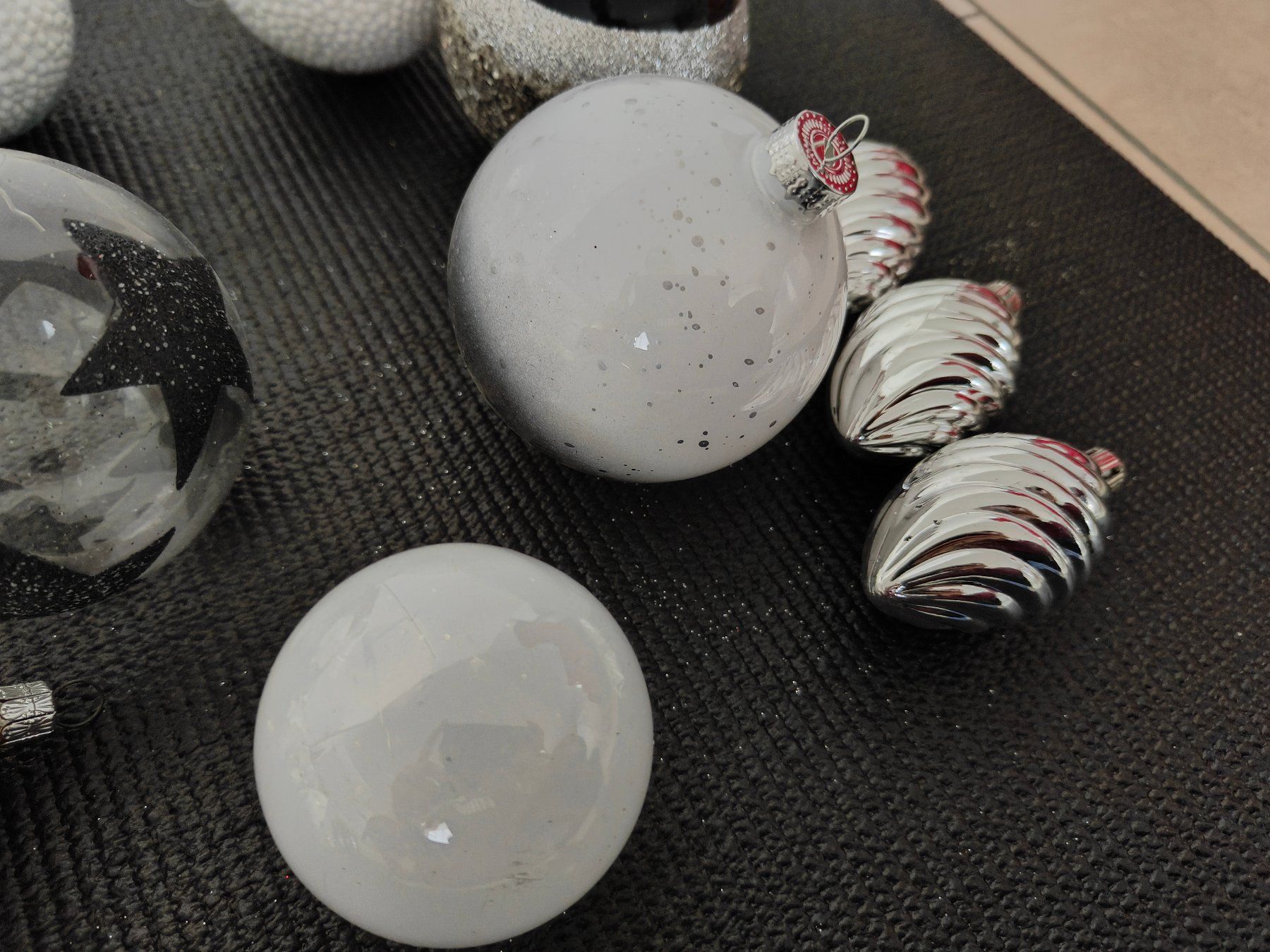 Toutes les décorations: Spezielle Weihnachtskugeln – D'occasion à Rickenbach b. Wil par Beautiful.Things 6