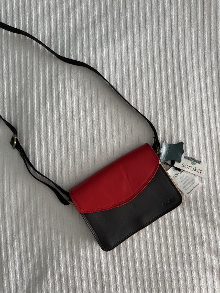 Borse: Echtleder Tasche – Nuovo (secondo la descrizione) da Dübendorf venduto da kat_v59k