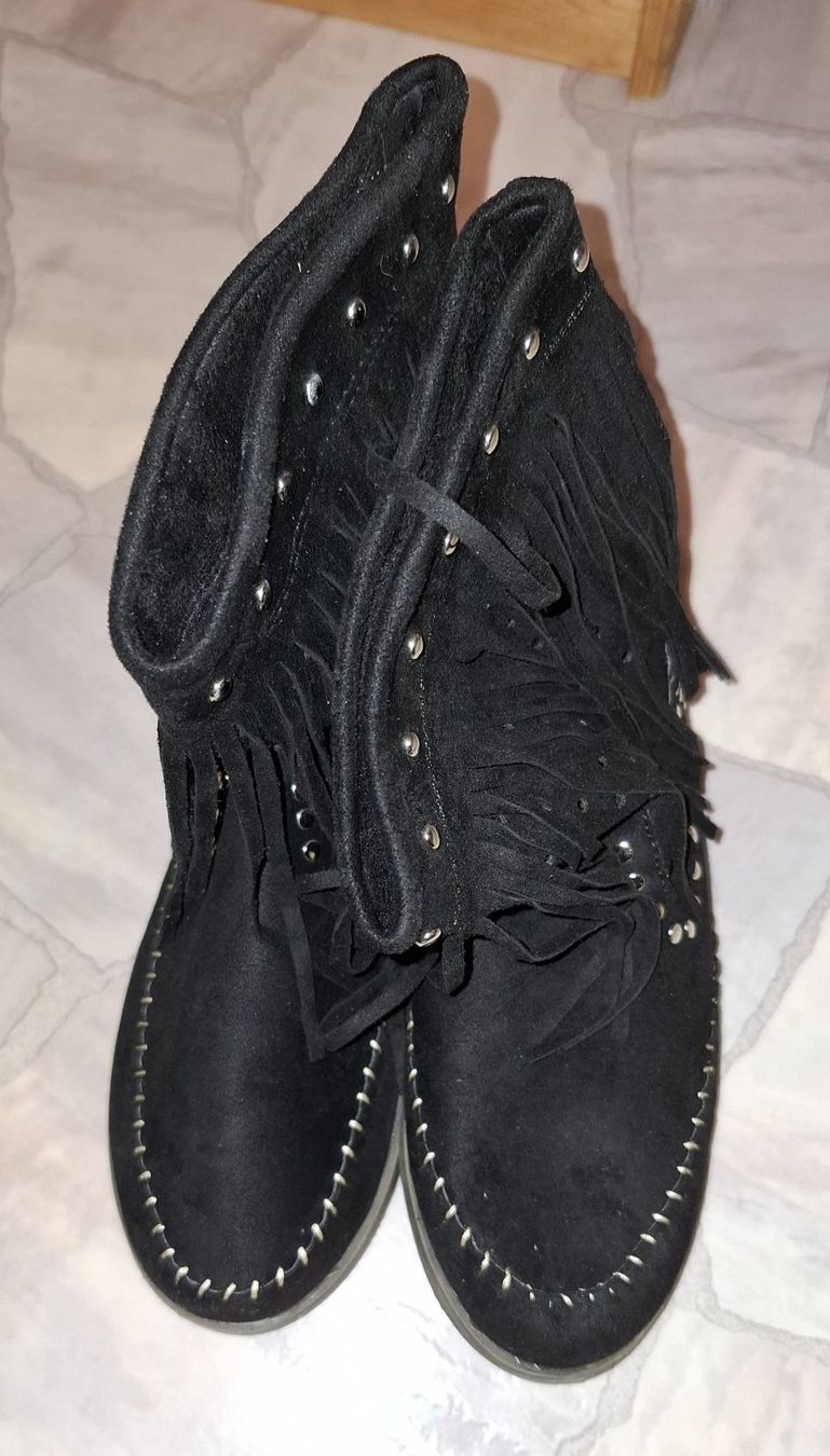 Scarpe da donna: Schwarze Fransenstiefel, Grösse 38 – Nuovo (secondo la descrizione) da Plagne venduto da Reticulum01 6