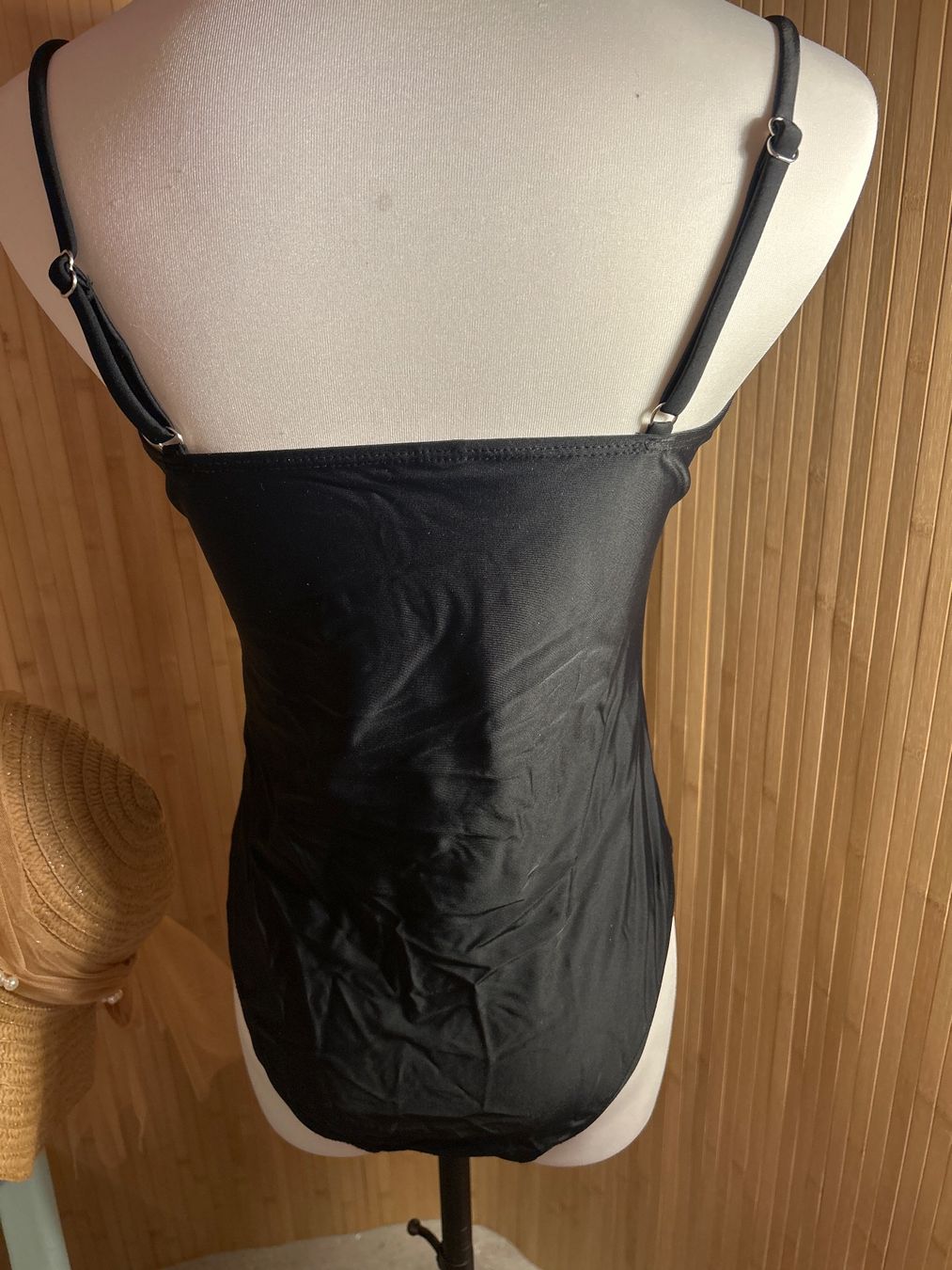 Costumi da bagno & Bikini: Schwarzer Badeanzug, One-Piece, elegant, Gr. L. Neu! – Nuovo (secondo la descrizione) da Bettlach venduto da Aresdiego 2