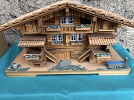 Holz Musikschatulle Haus Swiss Made Edelweiss R. Rodgers