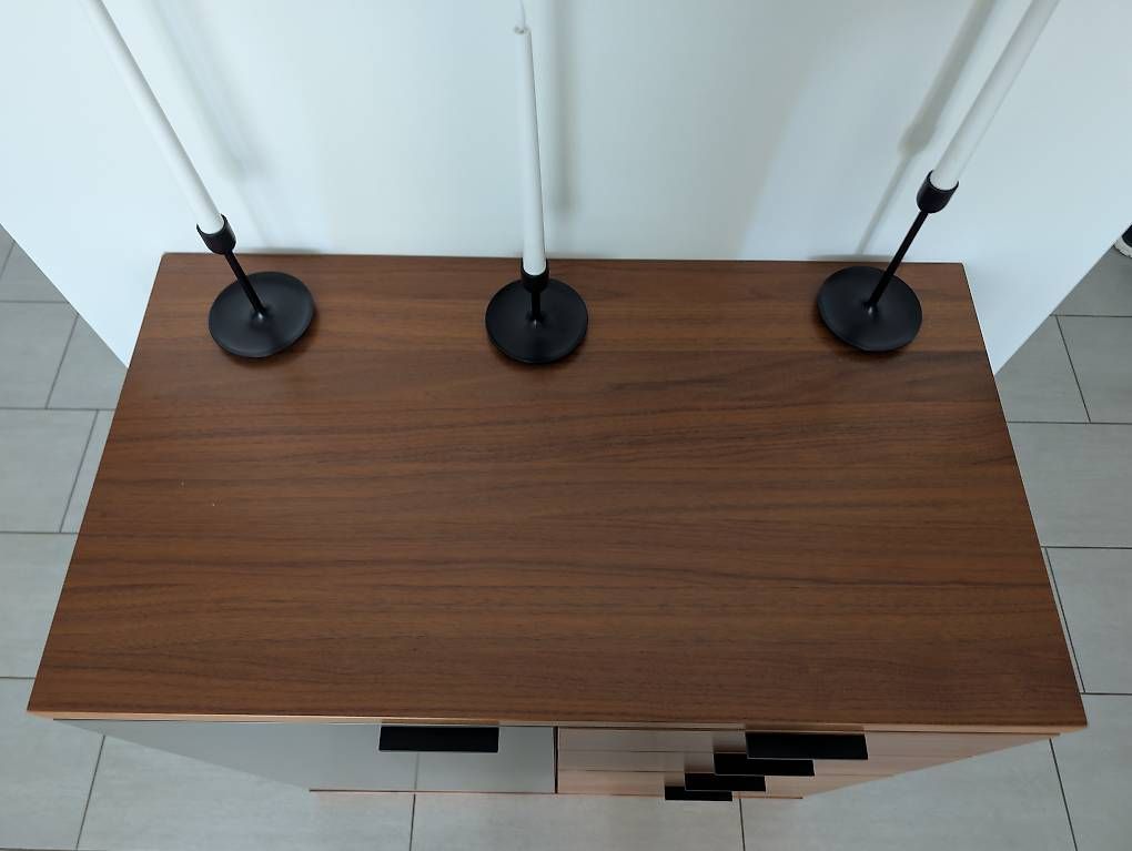 Cassettiere: Exklusives DIGA Sideboard  Neuwertig  Nussbaum / Anthrazit – Usato da Würenlos venduto da MementoMori 3
