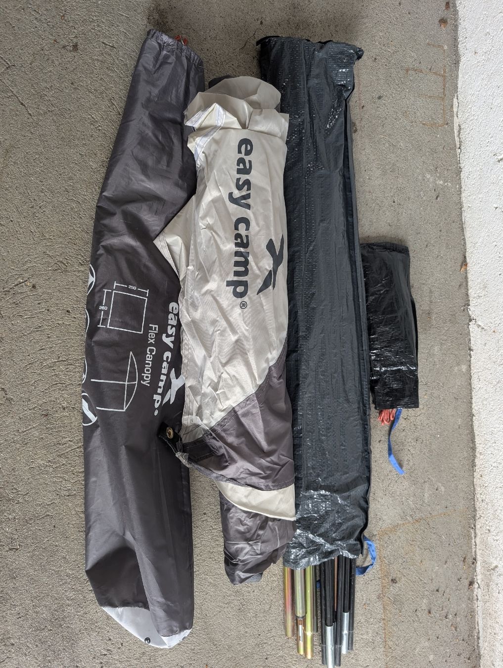 Tentes: Easy Camp Vordach  – D'occasion à St. Gallen par petern02