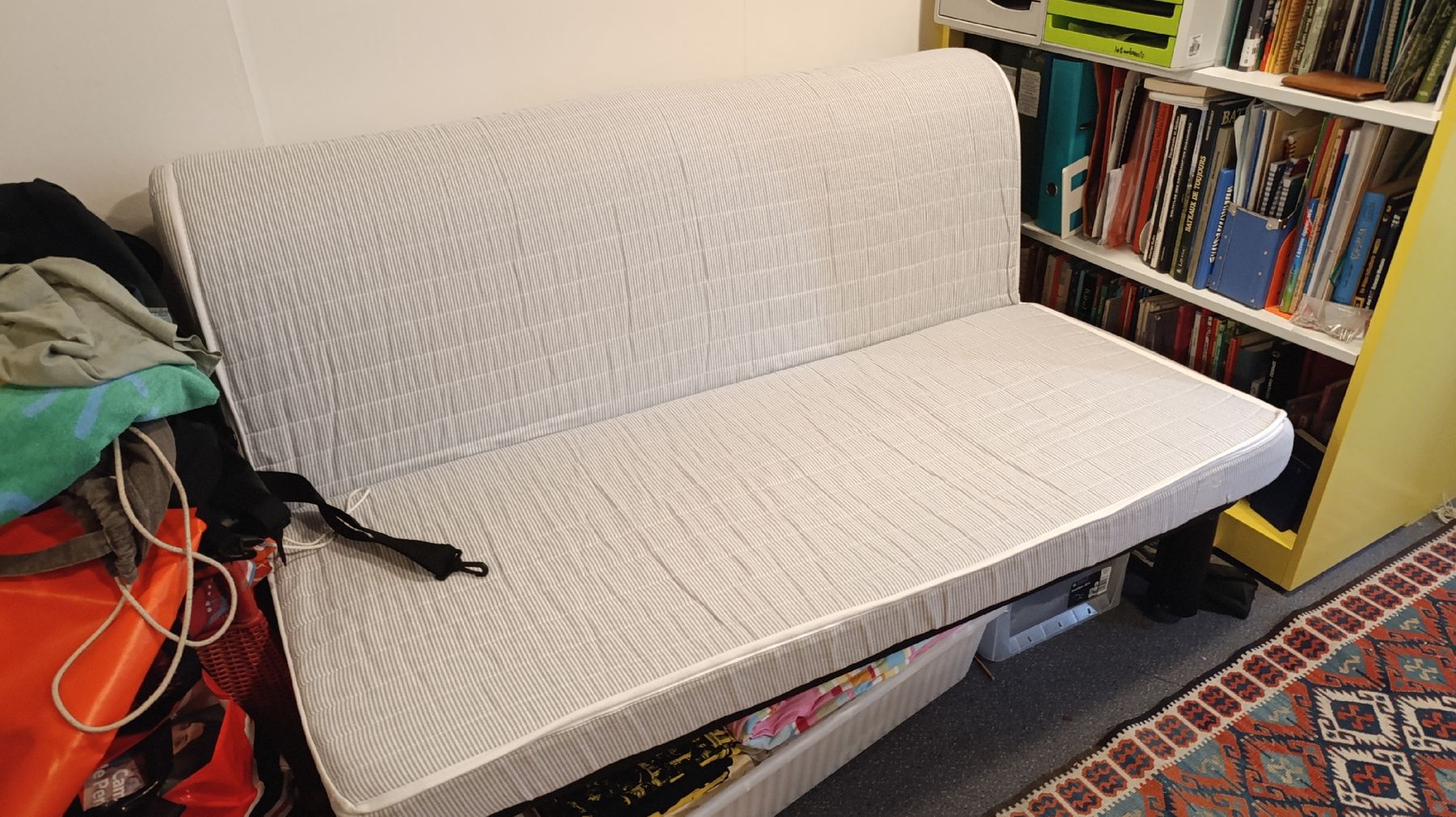 Sofas: IKEA Bettsofa Lycksele  – D'occasion à Liebefeld par cyklist 2