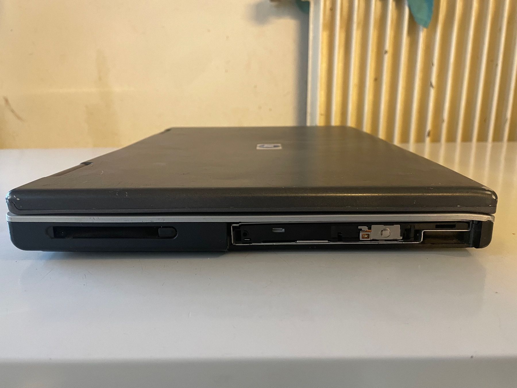 Compaq Notebooks: Portable hp compaq   nx7010 défectueux – Defekt aus moudon von faucheur2 7