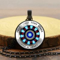NEU Iron Man Herz Tony Stark schwarze Fassung