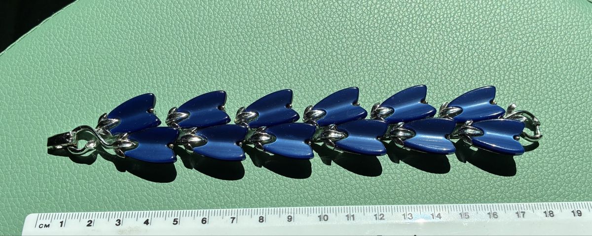 Bracciali & Braccialetti: Bracelet blue leaf shape metal clasp used – Usato da Basel venduto da cat_sq5m