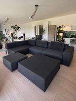 DIVANO MODULARE DI DESIGN CON 2 POUF