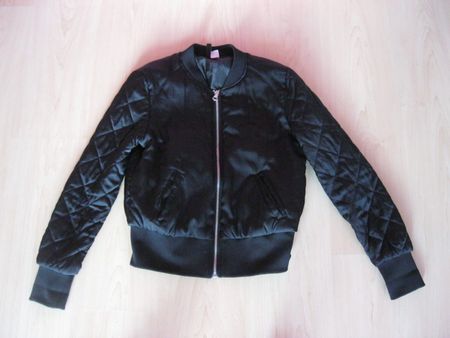 Bomber-Jacke schwarz Gr. 36/38