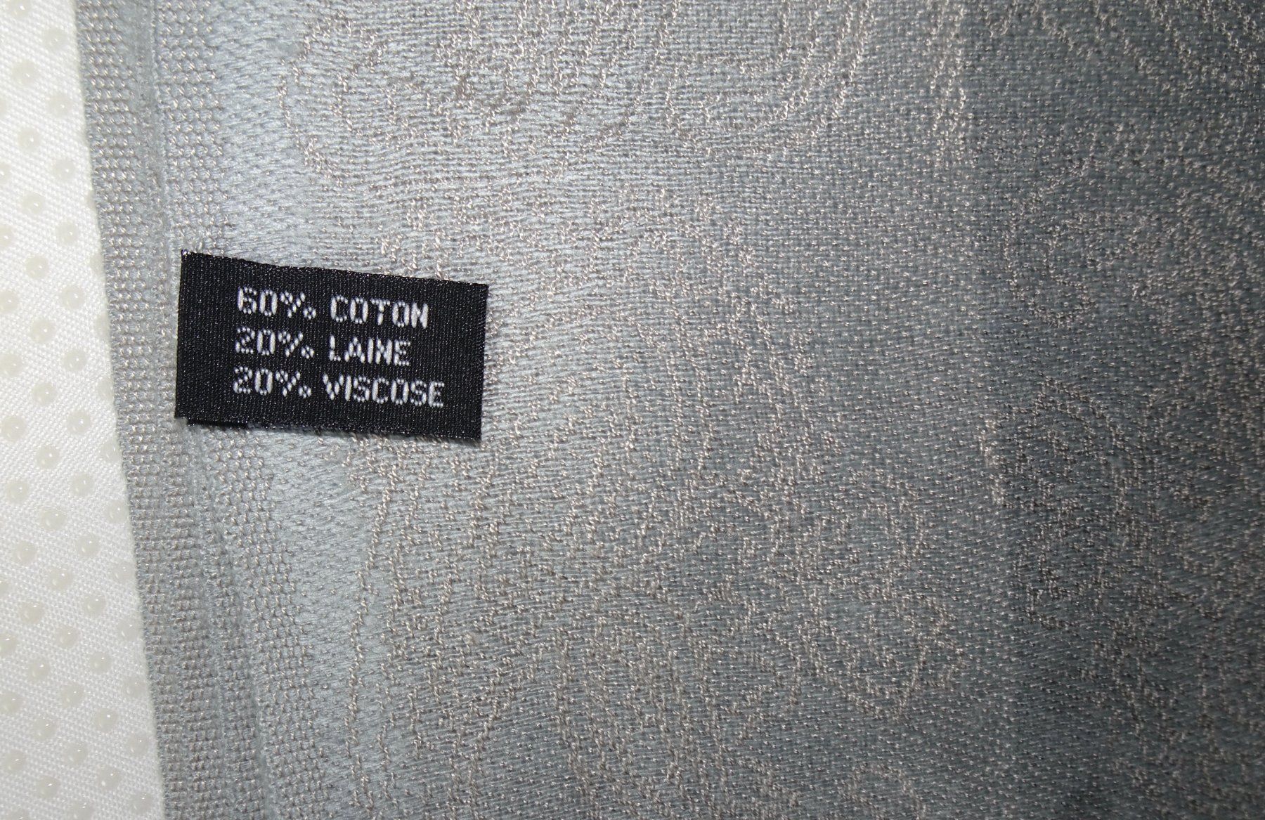 Foulard & Sciarpe: Écharpe légère grise à motifs – Usato da Châtelaine venduto da Gio54321 4