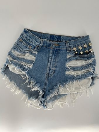 Destroyed Jeans Shorts Gr. 34/36 mit Nieten von relativity