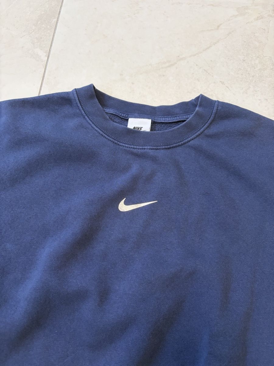 Nike Pulls & Sweat-shirts: Nike Sweatshirt Dunkelblau – D'occasion à Bronschhofen par elvis75. 1