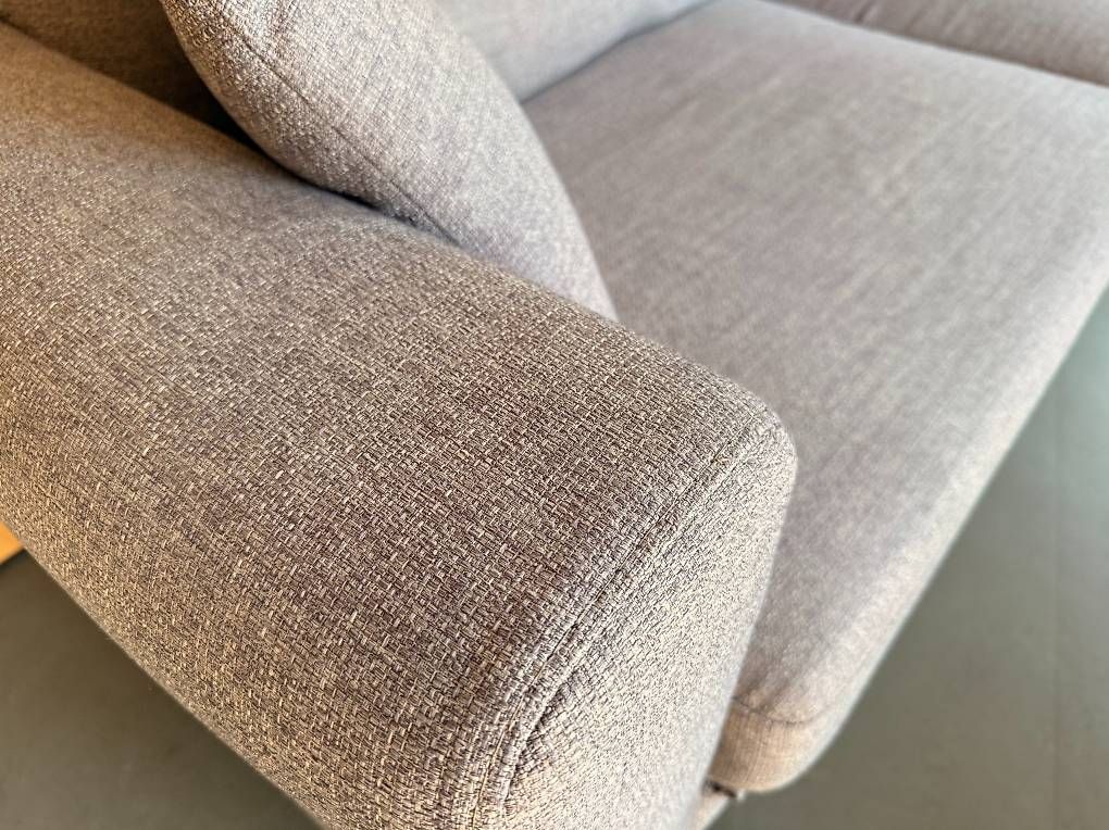 Divani: Schlafsofa grau, 3-Sitzer Sofa mit Bettfunktion – Usato da Zürich venduto da ecr_p9n5 2