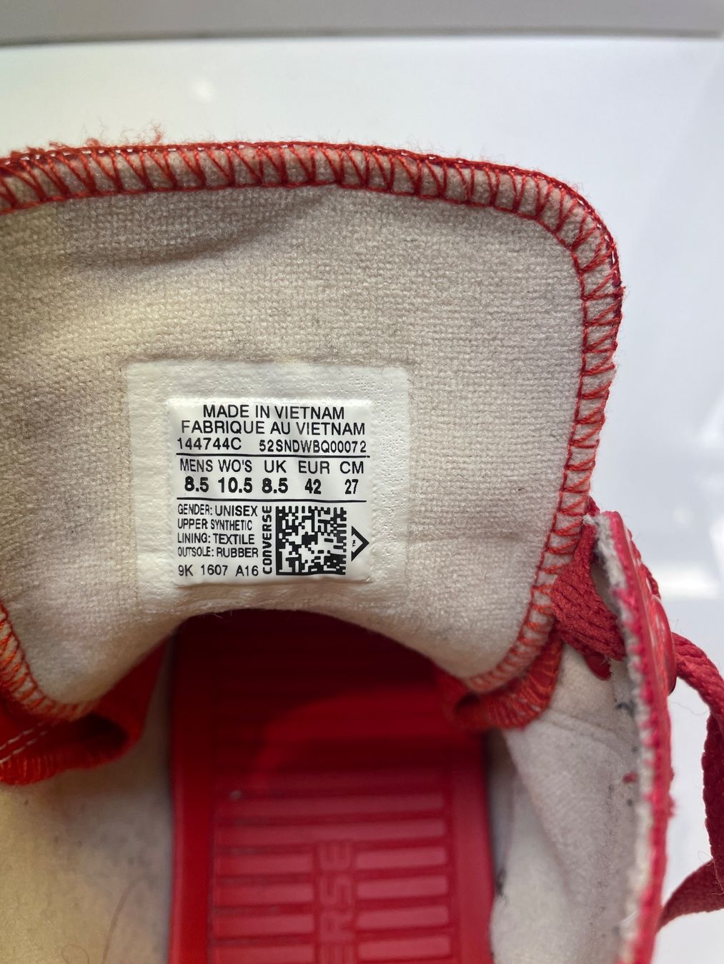 Converse Chaussures hommes: komplett gummiert, rote Converse  'ALL STAR' High, Grösse 42 – D'occasion à Wolfhausen par Mawere 2