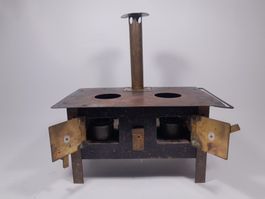 Antiker vintage Spielzeug Kochherd