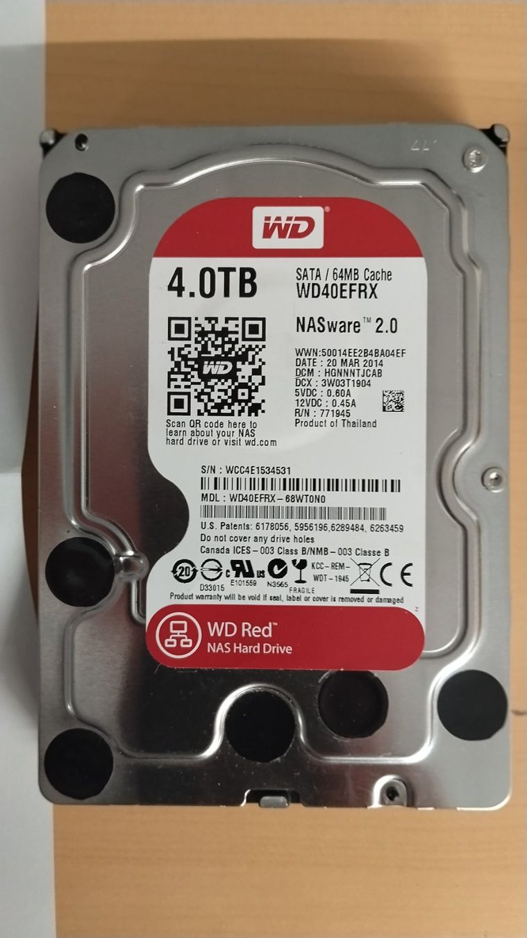 Western Digital Harddisks: WD Red 4TB NASware 2.0 SATA HDD gewipt – Gebraucht aus Wallisellen von mic_gg2g